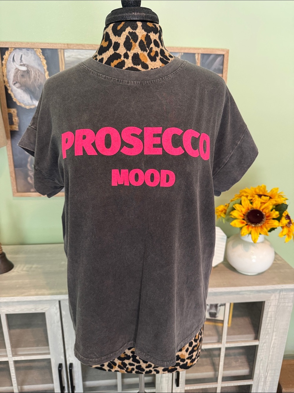 Prosecco Mood Graphic Tee - Hot Pink on Charcoal sz L